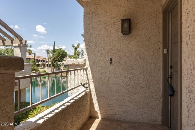 Foto del edificio - 10080 E Mountainview Lake Dr