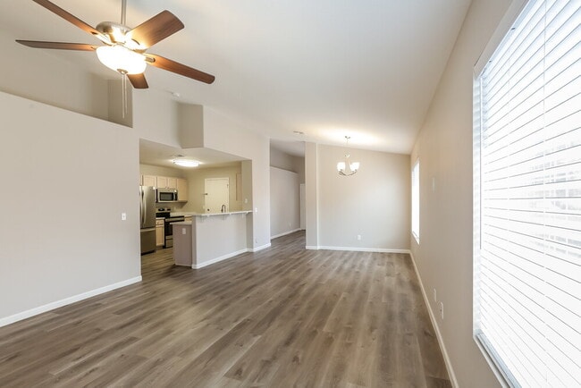 Building Photo - 8643 E Capri Ave