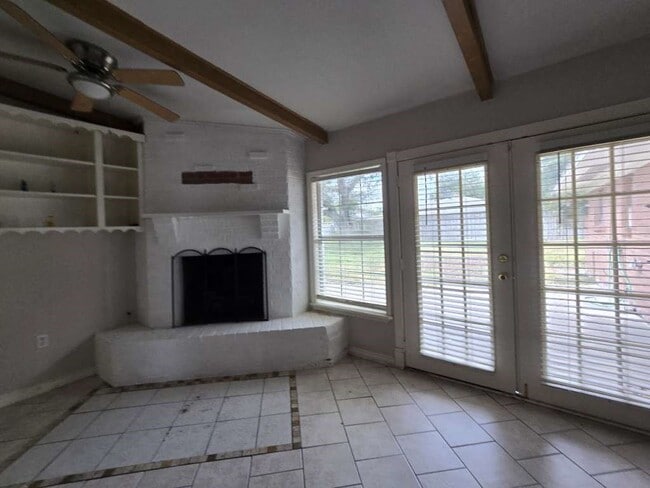 Building Photo - 1903 Britton St