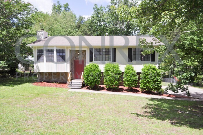 Primary Photo - Impressive Home in Pinson, Available Now!