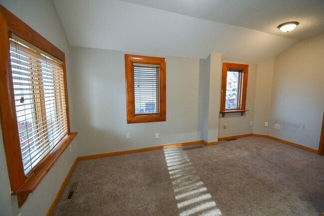 Foto del edificio - Rent Special!  2 Bed, 1 Bath Home Near Mayo Clinic