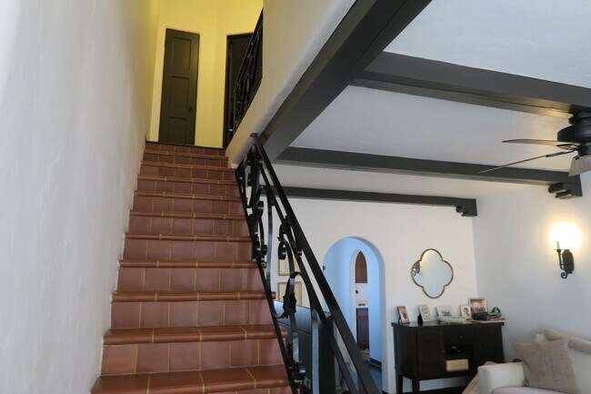 Foto del edificio - 3639 1st Ave
