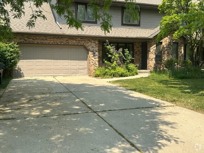Building Photo - 7032 Old Sauk Rd