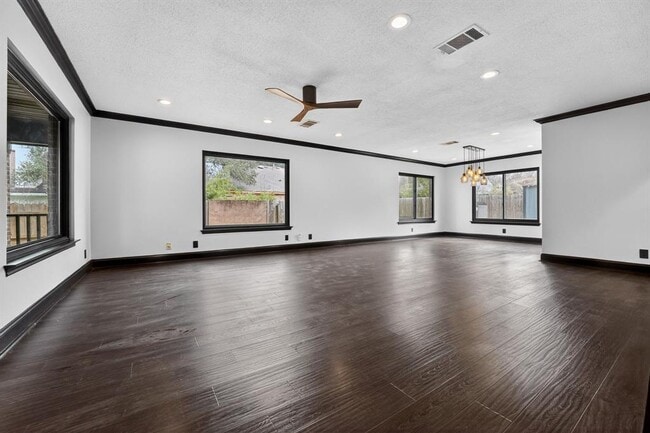 Building Photo - 8409 Nairn Dr