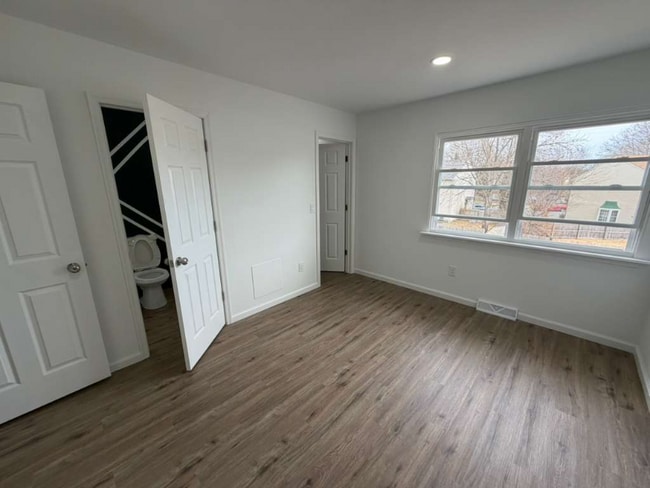 Building Photo - 309 Cold Spring Pl