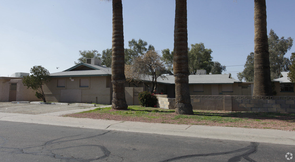 Building Photo - 66th Street Village Apts