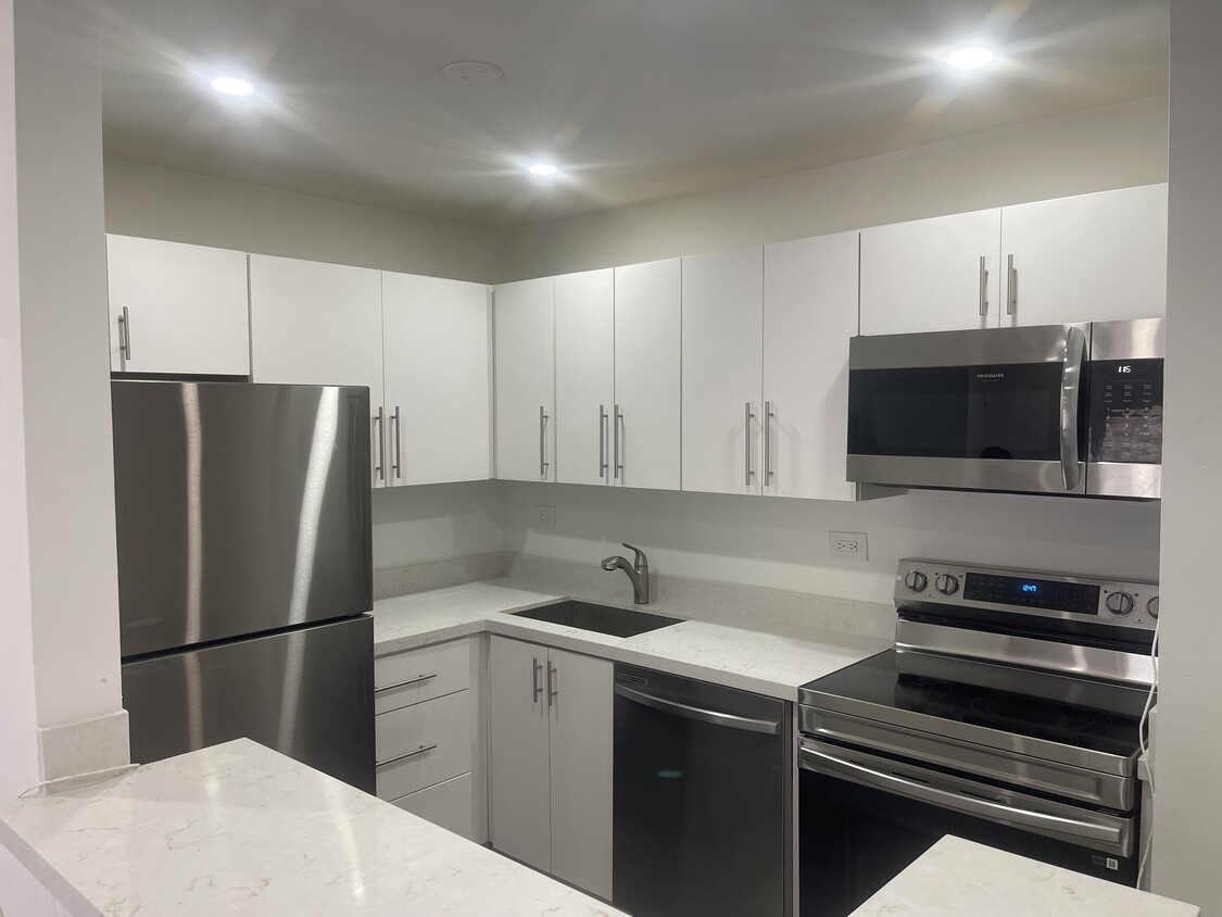 Kitchen - 7012 NW 179th St
