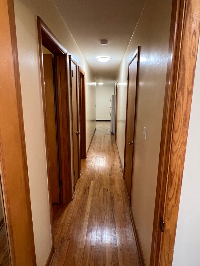 Foto del edificio - 22 Ansel Ave