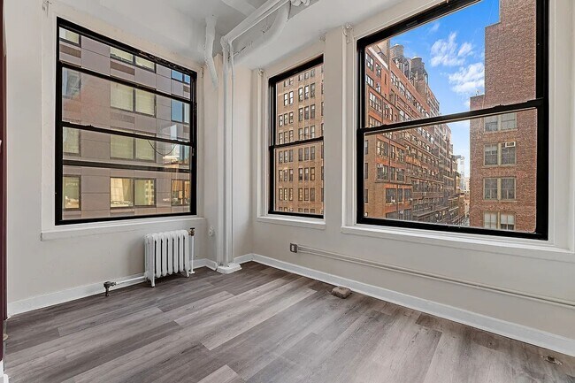 Foto del edificio - 214 West 30th Street