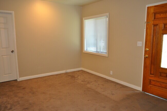 Living Room - 1807 S 4th St