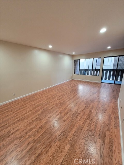 Foto del edificio - 4110 Elm Ave