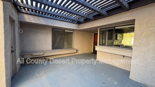 Foto del edificio - 72795 Fleetwood Cir