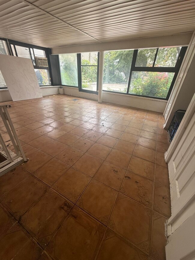 Foto del edificio - 417 42nd St