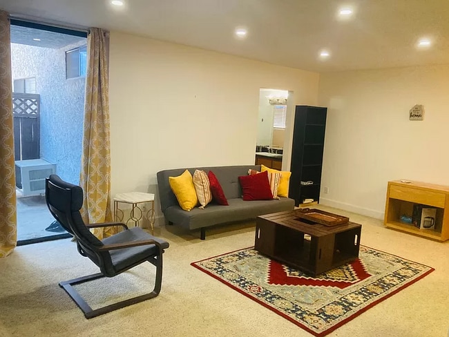 Foto del edificio - 10982 Roebling Ave