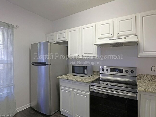 Photo - 10036 Poppy Hill Dr Townhome