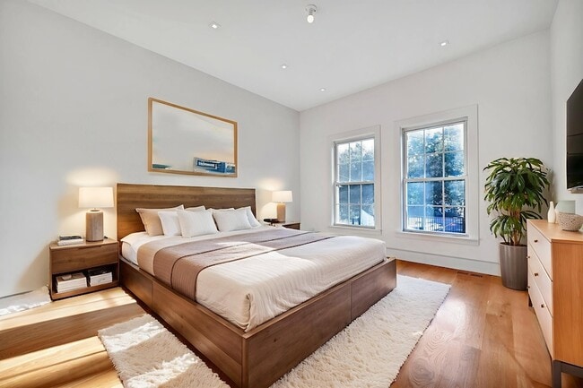 Photo - 122 Jefferson St Townhome