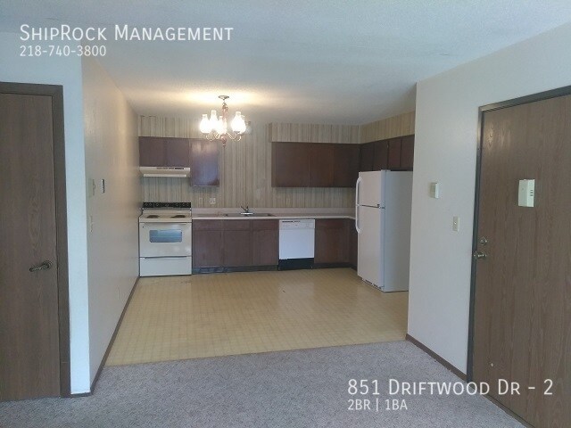 Foto del edificio - 851 Driftwood Dr