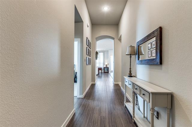 Building Photo - 1130 Chatsworth Dr
