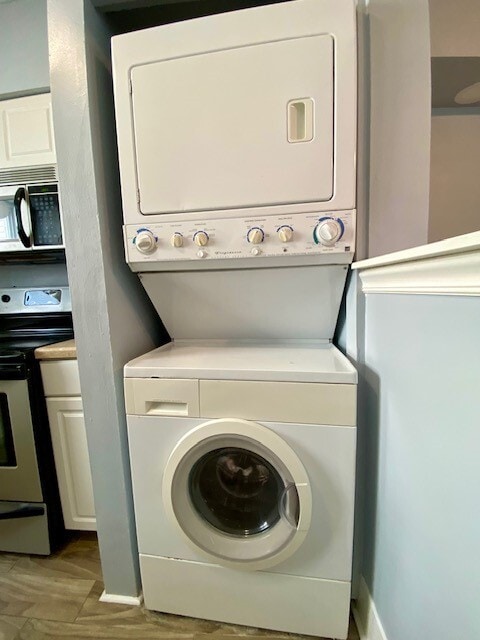 Building Photo - 1302 W Pierce St