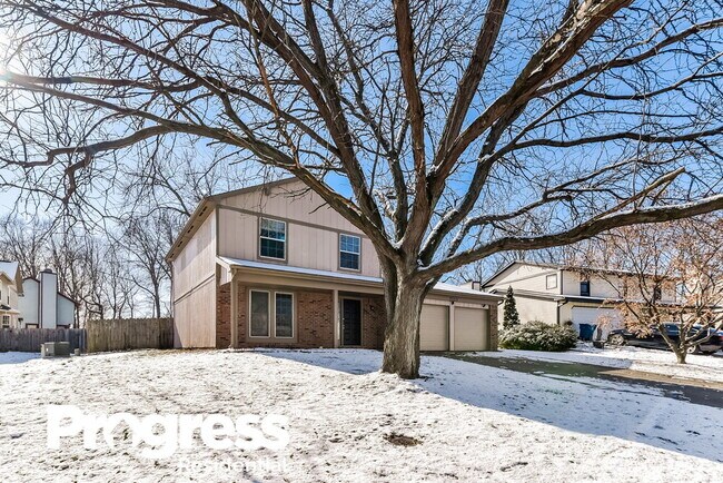 Building Photo - 7551 Rogers Dr