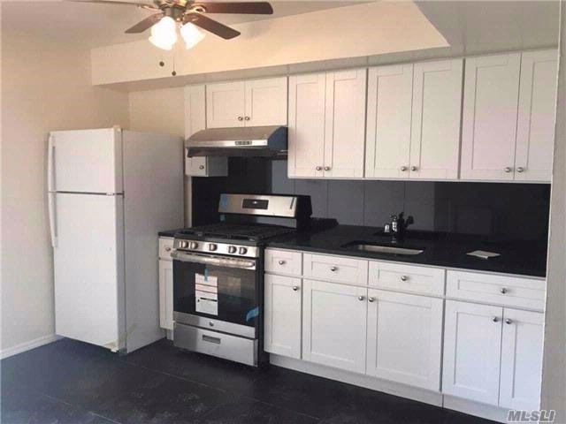Foto principal - 9045 Pitkin Ave