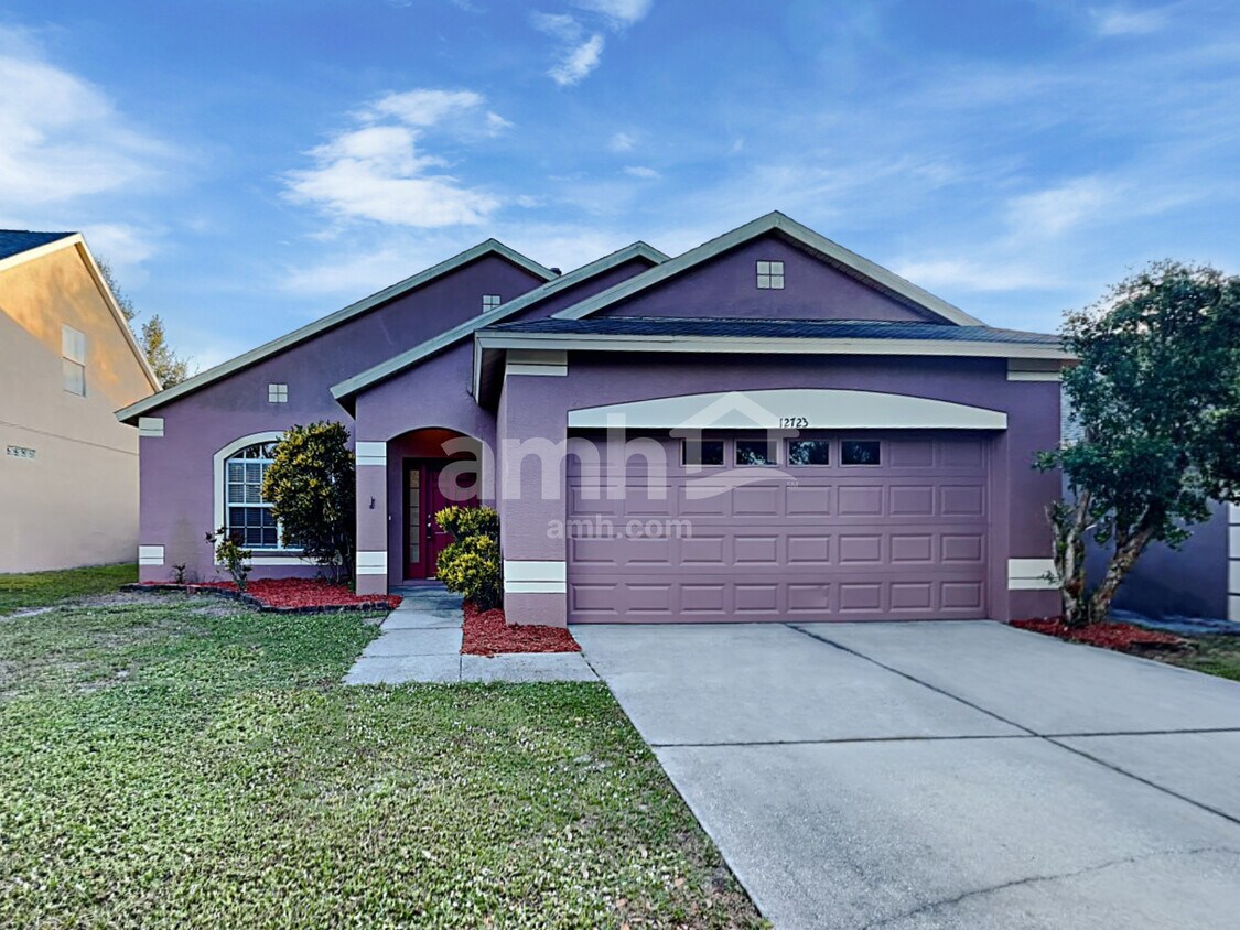 Foto principal - 12723 Bramfield Dr