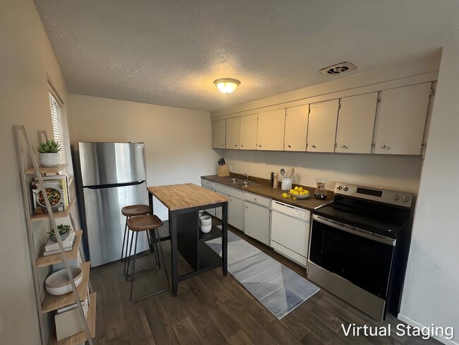 Building Photo - 1619 S 1000 W