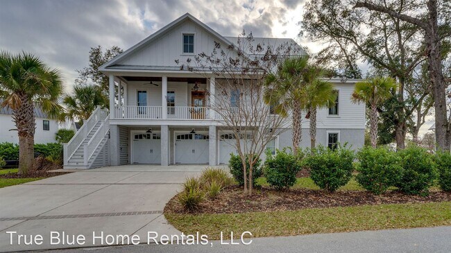 Building Photo - 7 br, 5.5 bath House - 334 Chimney Back St...