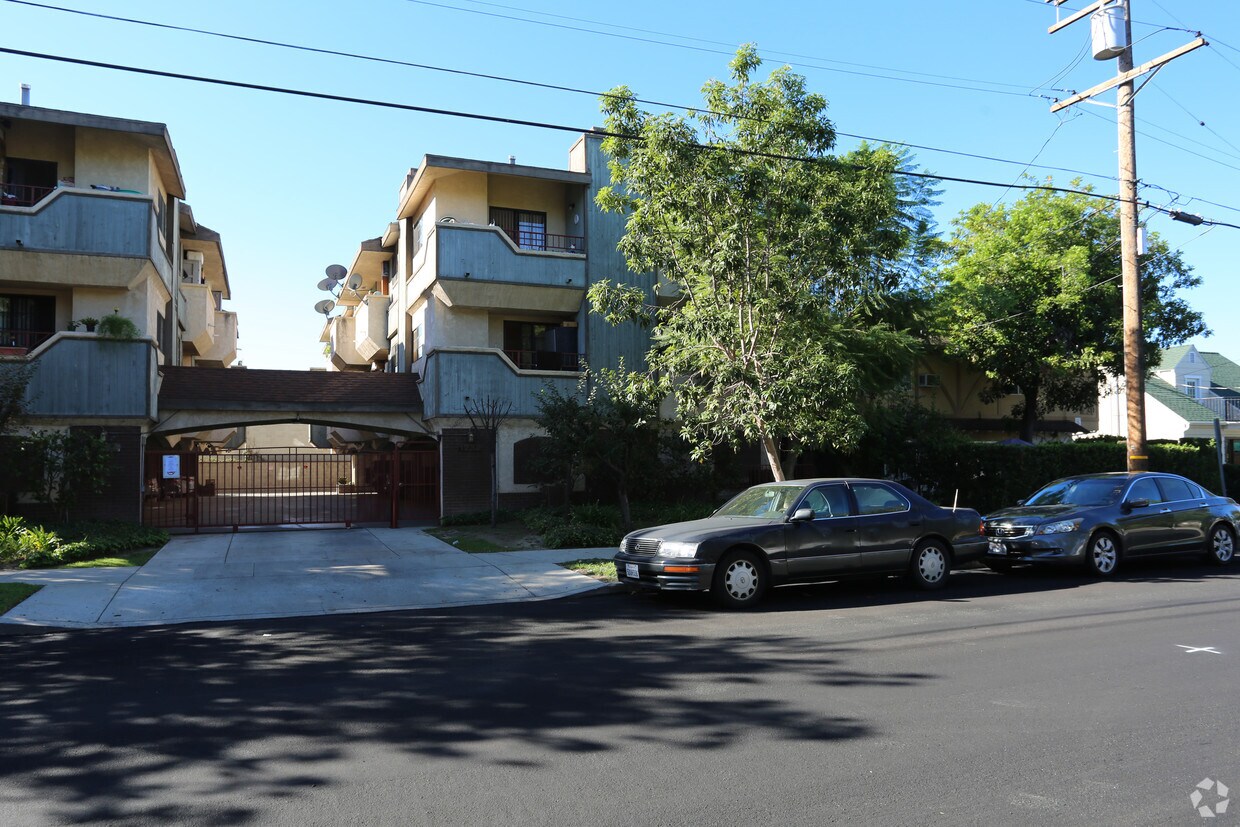 Primary Photo - 1232 Orange Grove Ave