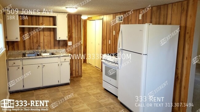 Building Photo - Perfect house near downtown Grandview