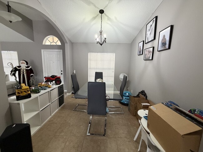 Foto del edificio - 4542 SW Savona Blvd