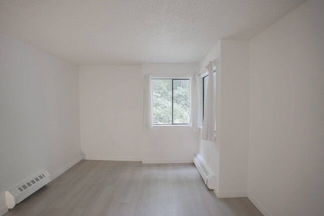 Building Photo - Woodway