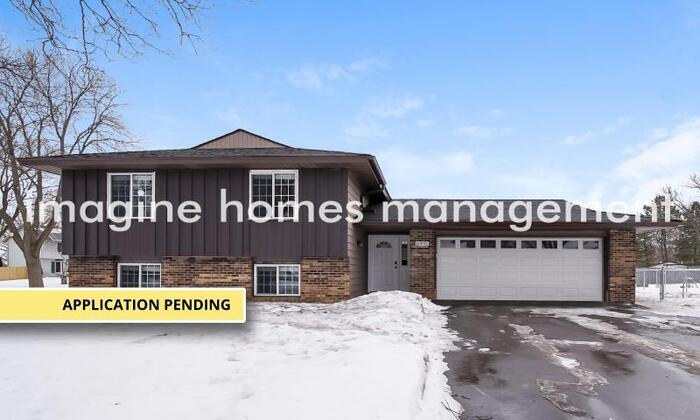 Primary Photo - Recently Updated 4 Bedroom Home in Cottage...