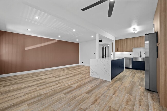 Building Photo - 4211 3rd Ave