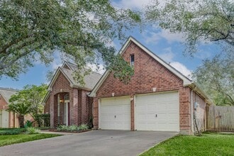 Building Photo - 4506 Silverlake Dr