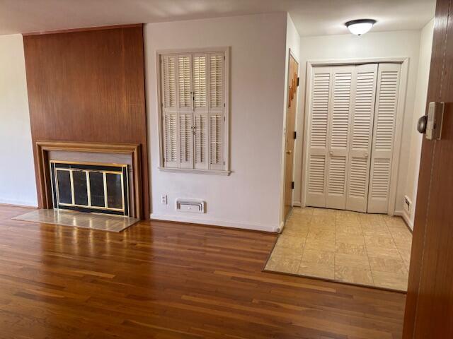 Foto del edificio - 580 Riverview Dr
