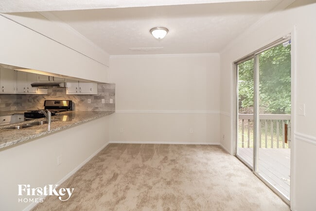 Foto del edificio - 797 Brittany Ct