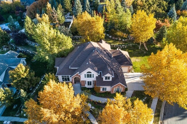 Foto del edificio - 1170 Eaglewood Loop