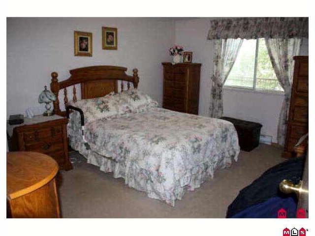 Photo du bâtiment - 7694-7694 Evans Rd