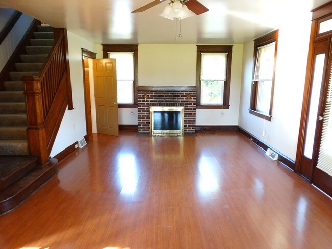 Foto del edificio - 1451 Oregon Rd