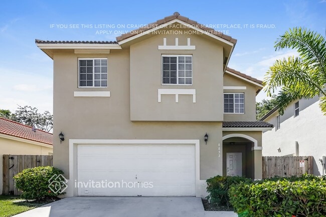Building Photo - 8852 SW 215th Ln