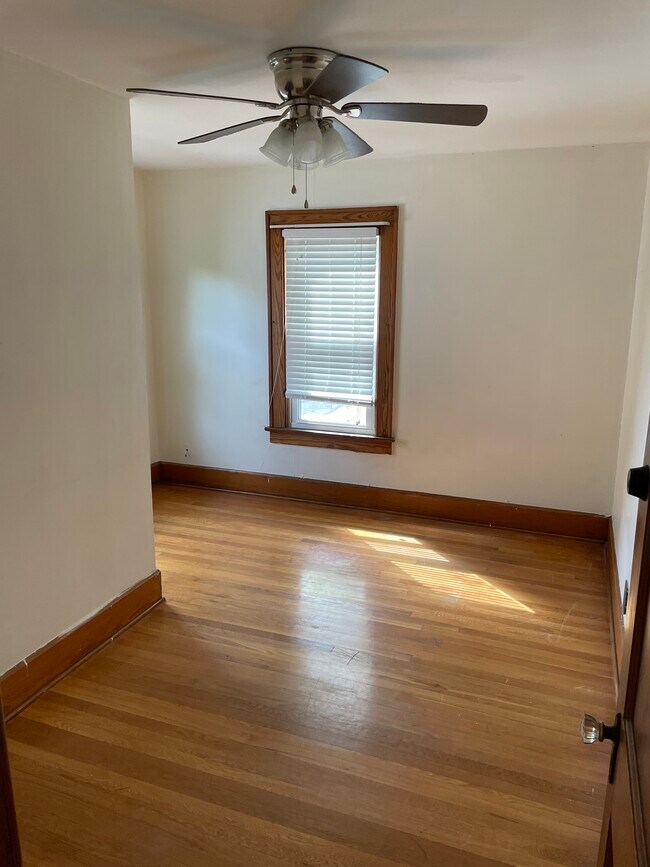 Dormitorio 1 en la planta superior - 42 Grosvenor St