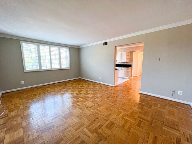 Foto del edificio - Sun-filled 1 Bed 1 Bath Condo With Garage Parking In The Heart Of Ballston - Water Included