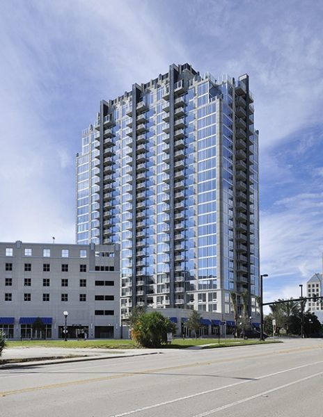 Building Photo - Skyhouse Apartments