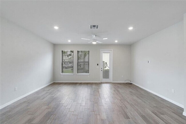 Building Photo - 4851 Indio Trl