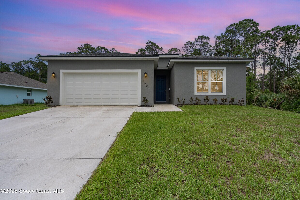 Foto principal - 1085 Caligula Ave SE