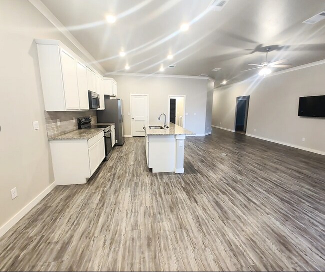 Foto del edificio - PRE-LEASING for AUGUST - 4 Bedroom in Upland Crossing