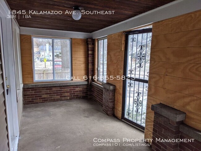 Foto del edificio - 1845 Kalamazoo Ave SE