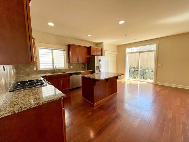 Foto del edificio - 22705 43rd Dr SE