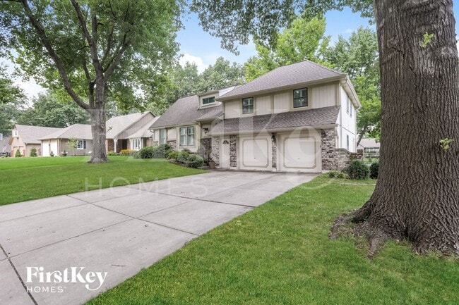 Building Photo - 1018 SE 4th St